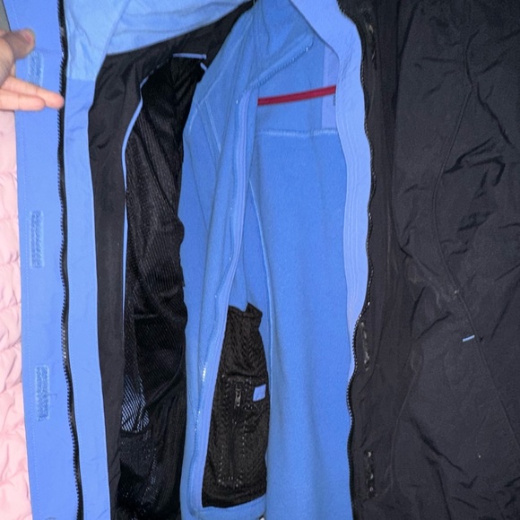 Medium LL Bean Rain Jacket - Picture 2 of 4